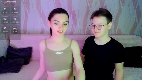 Snapshot of pornostendup chatting on 14, 10, 2025 Ana and Tati online show from 14, 10, 2025