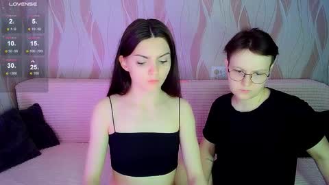 Snapshot of pornostendup chatting on 15, 10, 2025 Ana and Tati online show from 15, 10, 2025