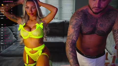 British Pornstar Couple online show from 31, 12, 2024