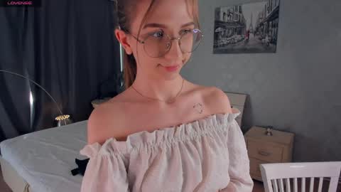 Snapshot of portia_bubbles chatting on 25, 4, 2026 Elizabeth online show from 25, 4, 2026