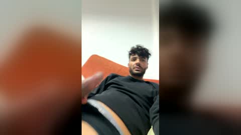 portugues_malvadao2 online show from 11, 4, 2026