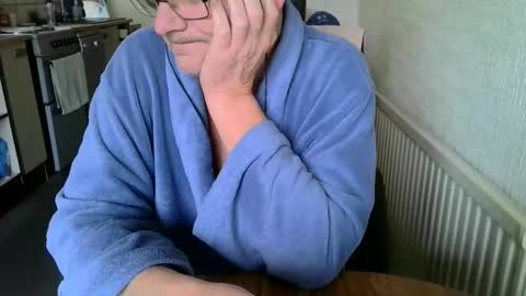 poshman65 online show from 23, 11, 2025