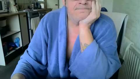 poshman65 online show from 18, 12, 2025