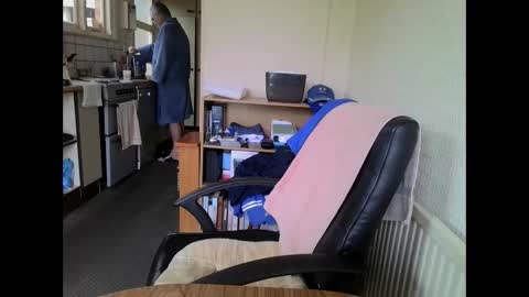 Snapshot of poshman65 chatting on 4, 5, 2026 poshman65 online show from 4, 5, 2026