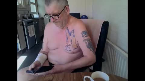 Snapshot of poshman65 chatting on 30, 5, 2026 poshman65 online show from 30, 5, 2026