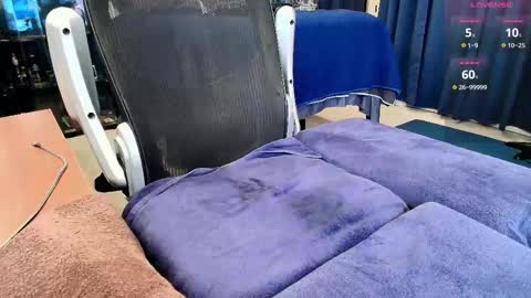 PoundingPud420 online show from 25, 2, 2025