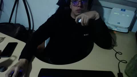 powerfulzeus2 online show from 2, 11, 2025