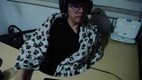 powerfulzeus2 online show from 16, 11, 2025