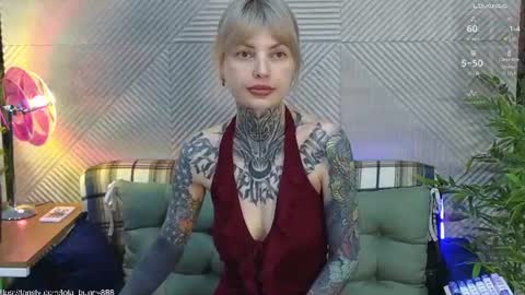 Snapshot of powerrr_ chatting on 13, 6, 2026 Lola online show from 13, 6, 2026
