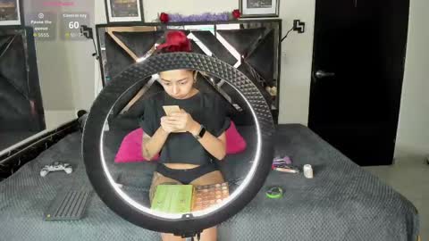 Snapshot of poyson_ivy1 chatting on 12, 5, 2026 poyson_ivy1 online show from 12, 5, 2026