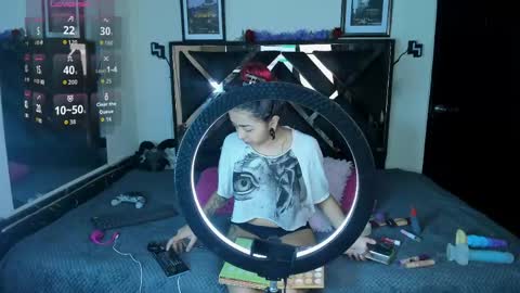 Snapshot of poyson_ivy1 chatting on 2, 6, 2026 poyson_ivy1 online show from 2, 6, 2026