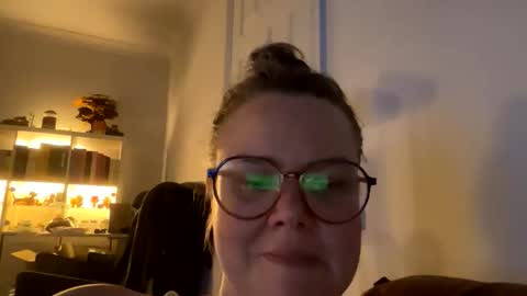 ppriestess online show from 23, 5, 2026