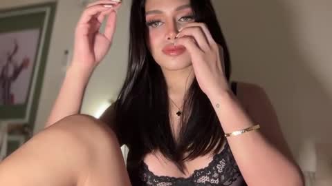 Oh my Amber online show from 10, 2, 2025