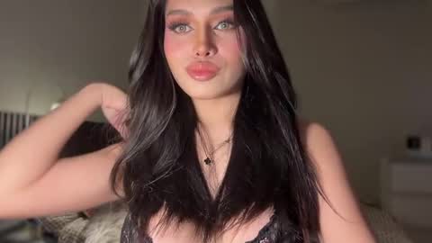 Oh my Amber online show from 7, 3, 2025