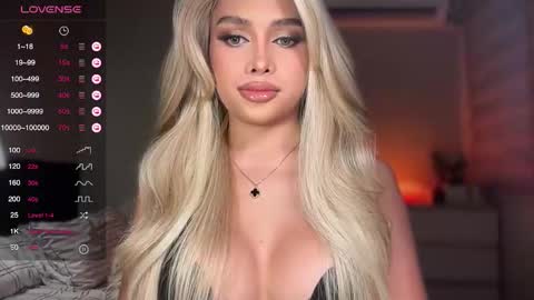 Oh my Amber online show from 4, 10, 2025