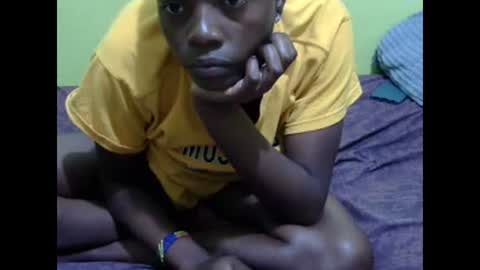 Snapshot of precious_nesh chatting on 26, 1, 2025 precious_nesh online show from 26, 1, 2025