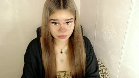 MAXXINE online show from 1, 3, 2025