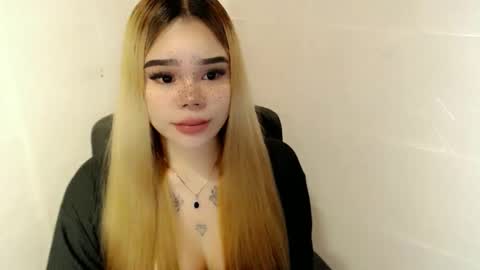 MAXXINE online show from 3, 2, 2026