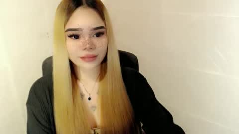 MAXXINE online show from 13, 2, 2026