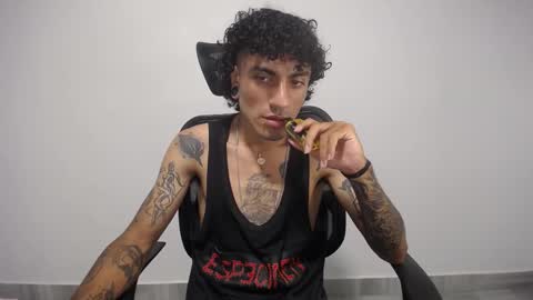 Plux online show from 12, 2, 2025