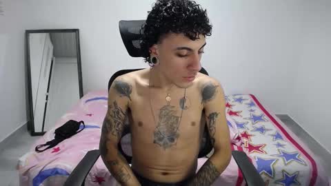 Plux online show from 5, 11, 2025