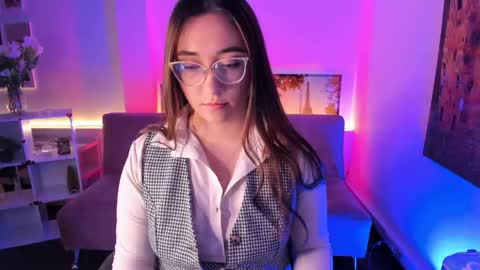 Snapshot of press_anykey chatting on 5, 5, 2026 Camila online show from 5, 5, 2026