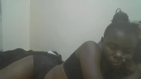 prettiest_doll online show from 19, 12, 2025