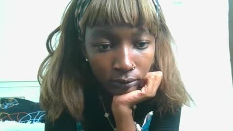 pretty__lisa online show from 21, 12, 2025