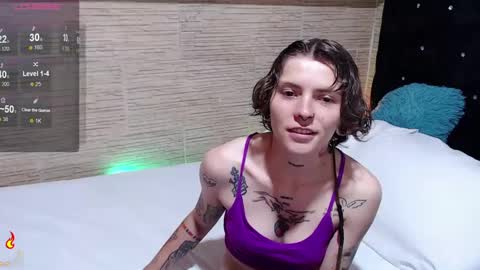 Snapshot of pretty_cristal22 chatting on 18, 9, 2025 pretty_cristal22 online show from 18, 9, 2025