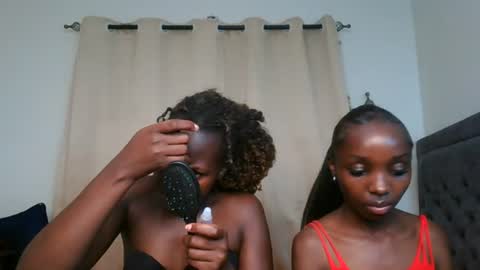 Snapshot of pretty_empress chatting on 5, 8, 2026 pretty_empress online show from 5, 8, 2026