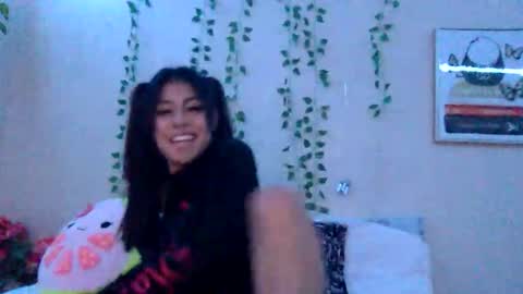 pretty_girl828687 online show from 6, 11, 2025