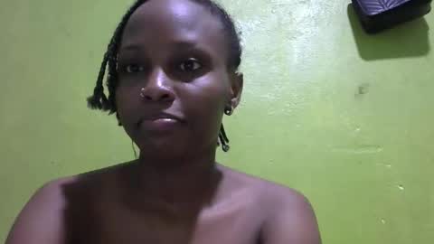 Snapshot of pretty_hotbaby chatting on 10, 11, 2025 pretty_hotbaby online show from 10, 11, 2025