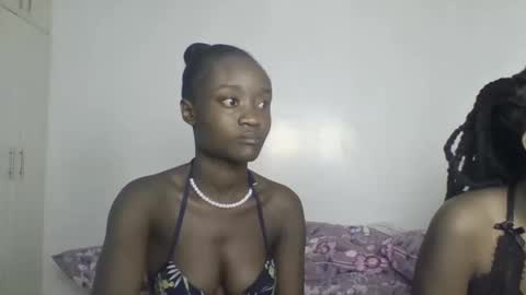 Snapshot of pretty_luv1 chatting on 20, 12, 2025 pretty luv1 online show from 20, 12, 2025