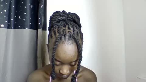 pretty luv1 online show from 3, 6, 2026
