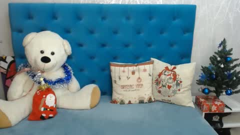 pretty_malika online show from 7, 1, 2025