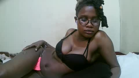 Snapshot of pretty_mellan chatting on 30, 1, 2025 pretty_mellan online show from 30, 1, 2025