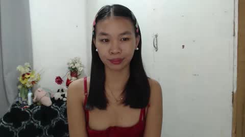 Snapshot of pretty_princes19 chatting on 4, 6, 2026 Princess online show from 4, 6, 2026