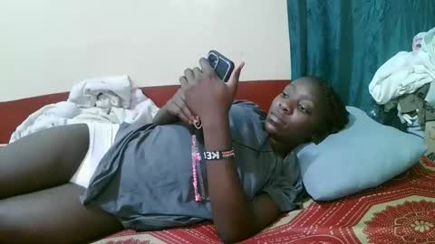 pretty_tiffany1 online show from 18, 12, 2025