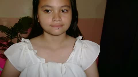 pretty_yanaah16 online show from 16, 3, 2026