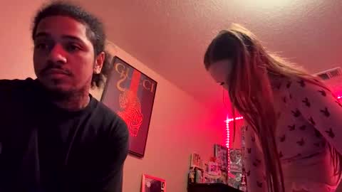 prettyypinkk3 online show from 2, 3, 2026