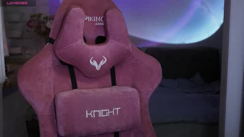 Violet online show from 13, 12, 2025