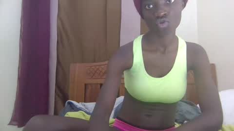 prettyboobies02 online show from 28, 6, 2026