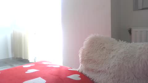 prettyjulliette online show from 30, 10, 2025