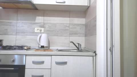 prettyjulliette online show from 15, 1, 2026