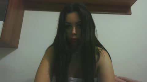 prettyjulliette online show from 6, 4, 2026