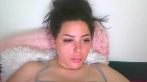Snapshot of prettyjulliette chatting on 22, 6, 2026 prettyjulliette online show from 22, 6, 2026
