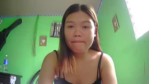 prettymae756493 online show from 10, 4, 2026