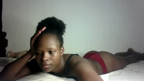 Snapshot of prettymelly_ chatting on 9, 2, 2025 Melly online show from 9, 2, 2025