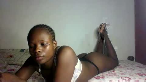 Snapshot of prettymelly_ chatting on 19, 2, 2025 Melly online show from 19, 2, 2025