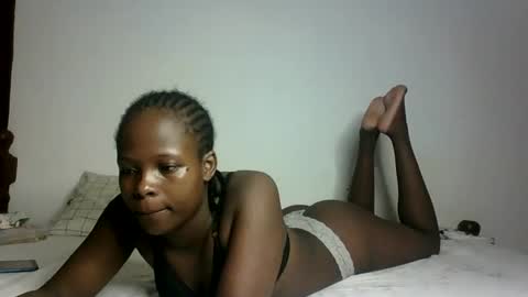 Snapshot of prettymelly_ chatting on 25, 2, 2025 Melly online show from 25, 2, 2025